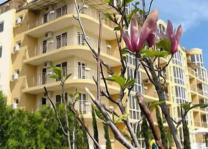 Joya Park Златни пясъци