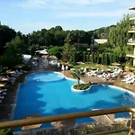 Joya Park Хотел 4*
