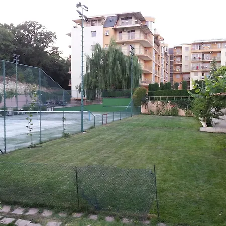 מלון Joya Park גולדן סנדס