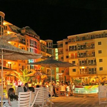 Joya Park מלון 4*