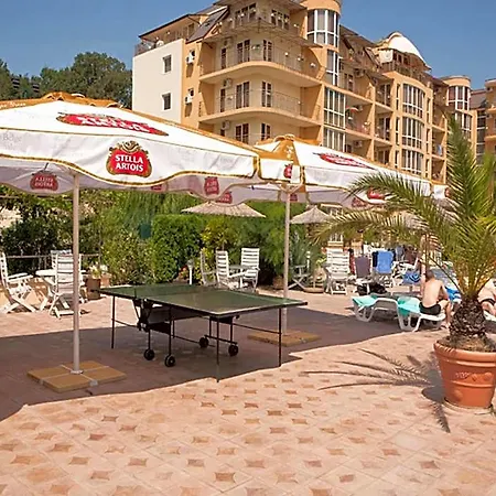 Joya Park Готель Золоті Піски