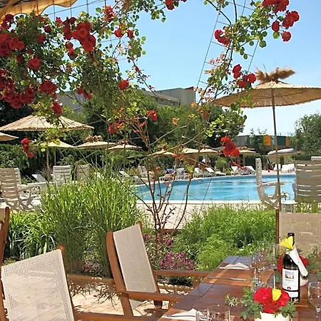 Готель Joya Park 4*
