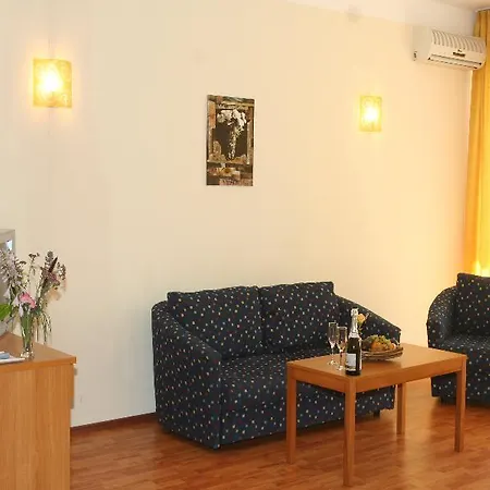 Joya Park גולדן סנדס